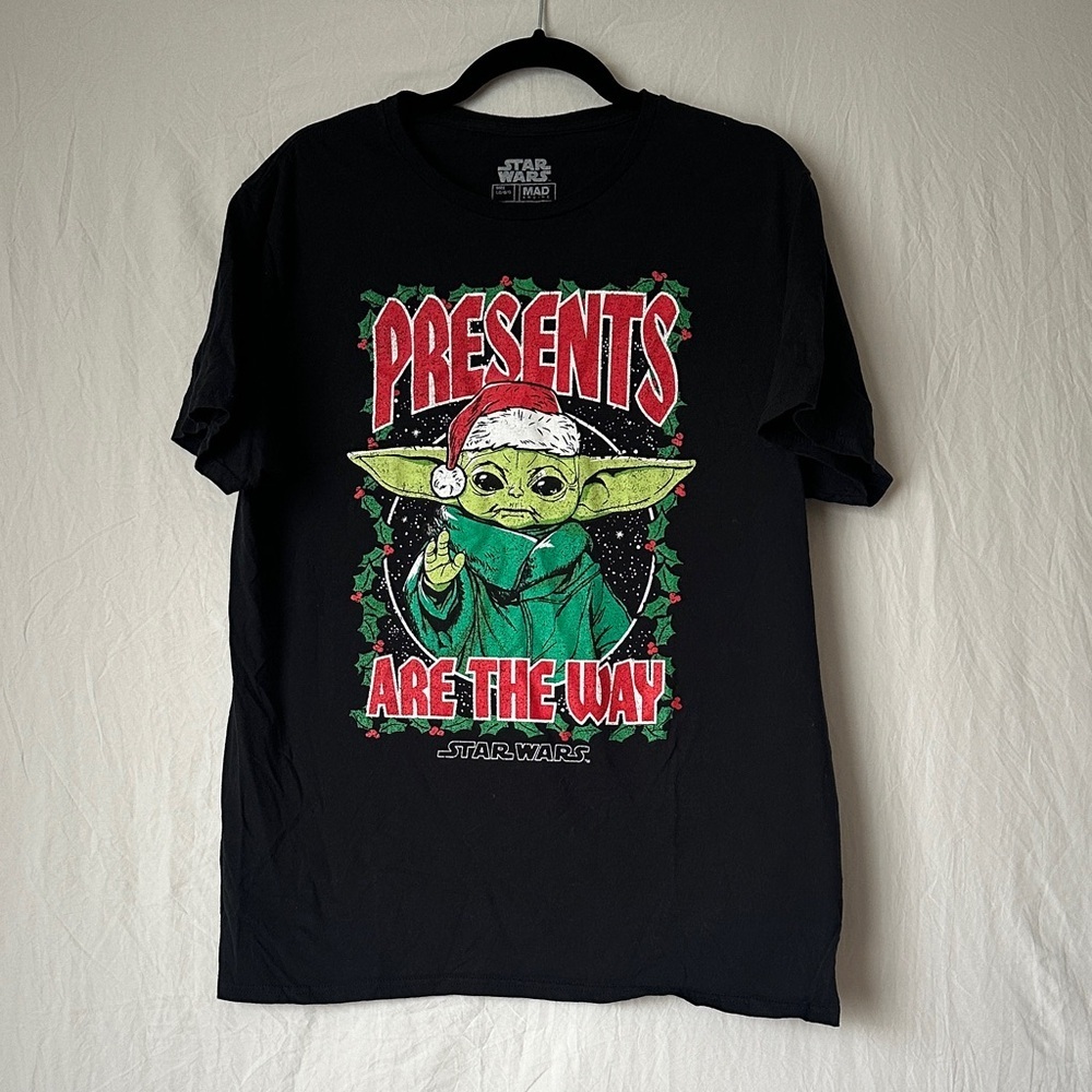 Star Wars Black Tee with Festive Yoda Design